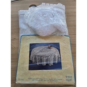 Vintage Nottingham Lace Round Tablecloth White Floral Made in Britain Elizabeth